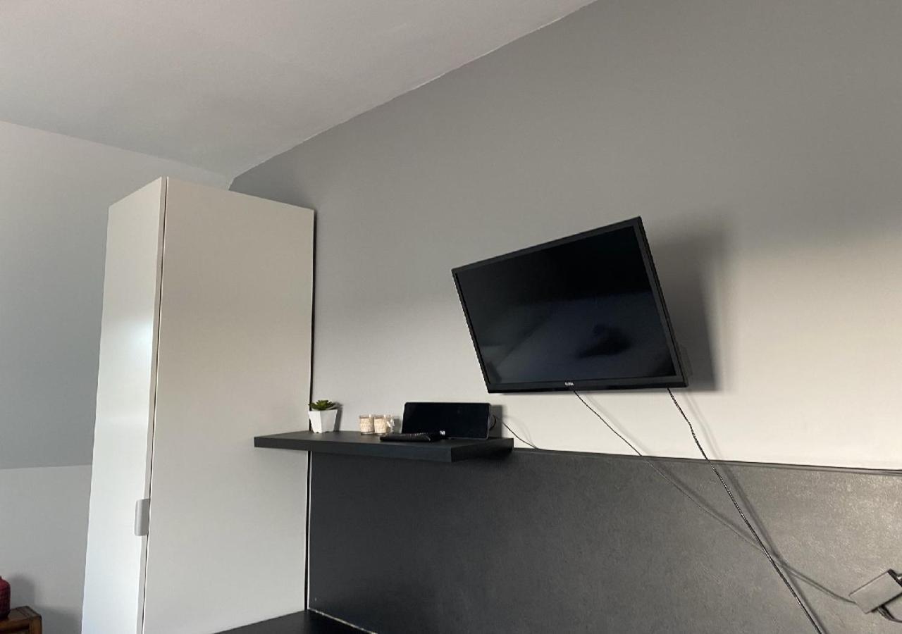 Jolie Studio 10Min Centre Ville Et 300M Quai De Seine Wifi Rouen Kültér fotó